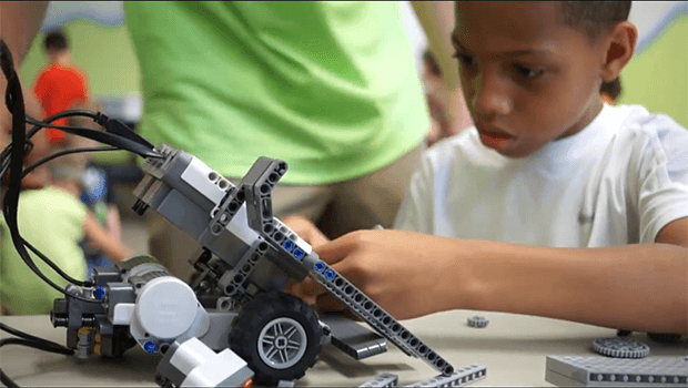 MINIMAKERS - Dream, Build, Create, Inspire  MINIMAKERS is for children 6  to 12 years old with an interest in science, technology, engineering and  math (STEM). We offer science education programs and